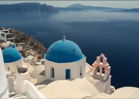 ​Discover the Santorini island by a car from Romani Car Rental with these beautiful summer destinations!